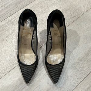 Designer pumps